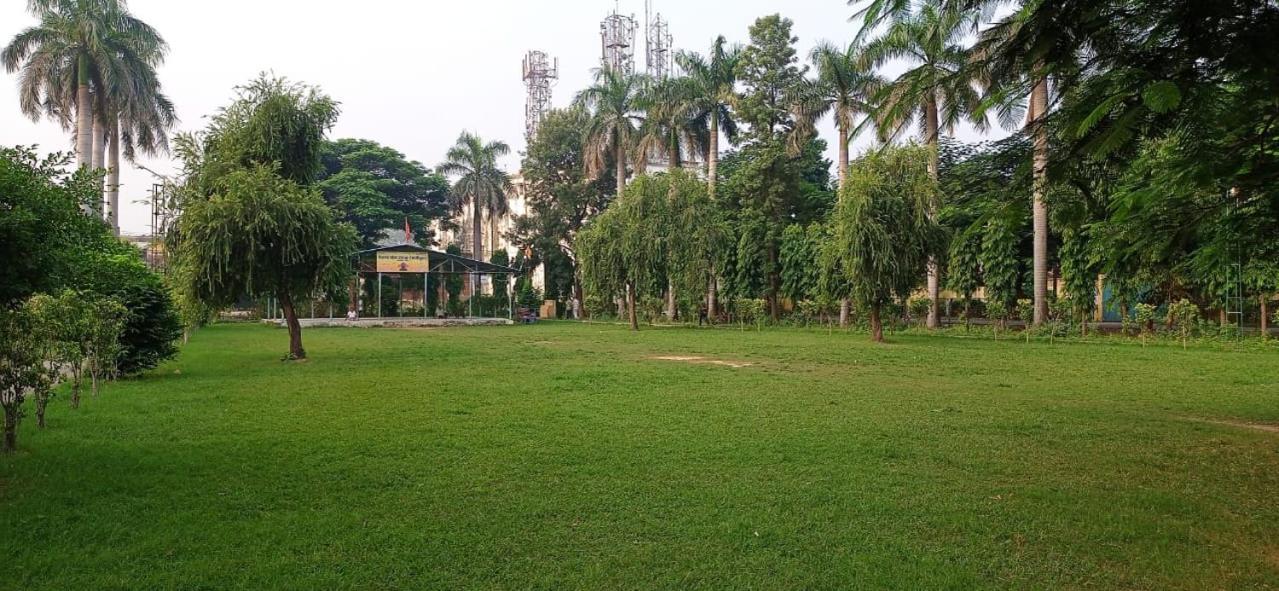 Homestay Comfort Villa Rampur  ภายนอก รูปภาพ